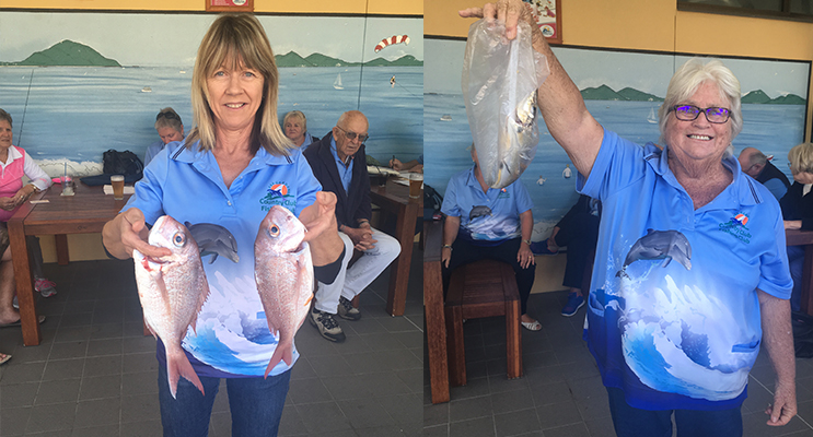 Cindy McTernan with good pan sized Snapper.(left) Wendy Johnson happy with her catch of the day.( right)