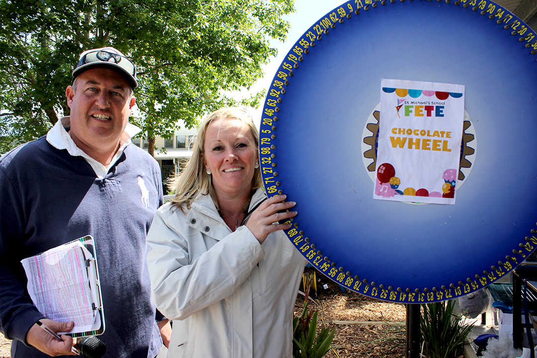 Natalie Vogtmann Chocolate wheel organiser and Rob Peel MC were a great team on the day. Photo by Jewell Drury 