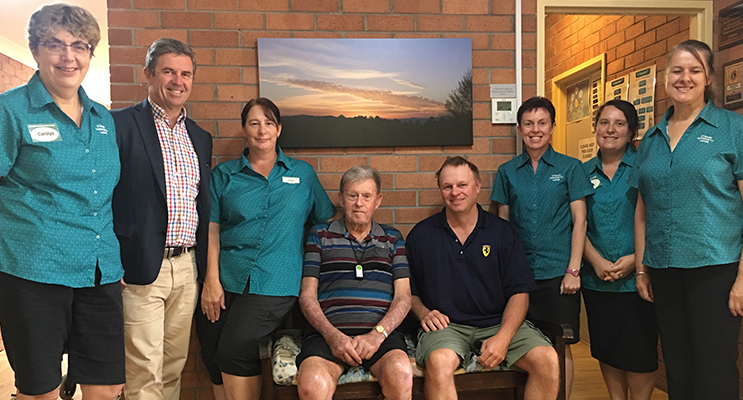 Gillespie visits Stroud lodge community aged care facility: Manager Carolyn Harris, Juanita Muller, Norman Williams, Rod Williams, Paula Tolhurst, Lisa Reyes, Angela Litchfield
