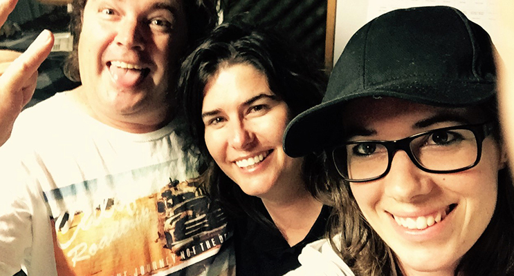 Crazy Dave with Kelly and Jackie from Bandintexas in the studio at Great Lakes FM. Photo: Supplied