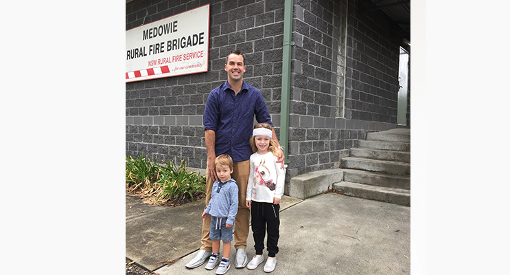 Ryan Palmer visited Medowie this week with his small children to look around and chat to residents. 