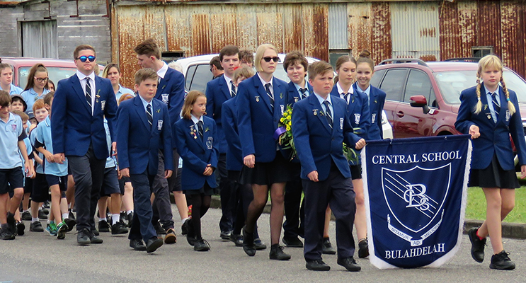 Bulahdelah Central School Captains in the ANZAC March.