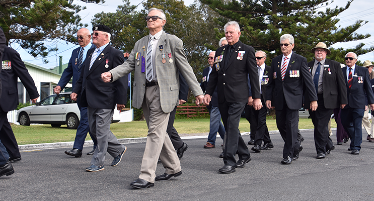 ANZAC DAY: Tea Gardens March.