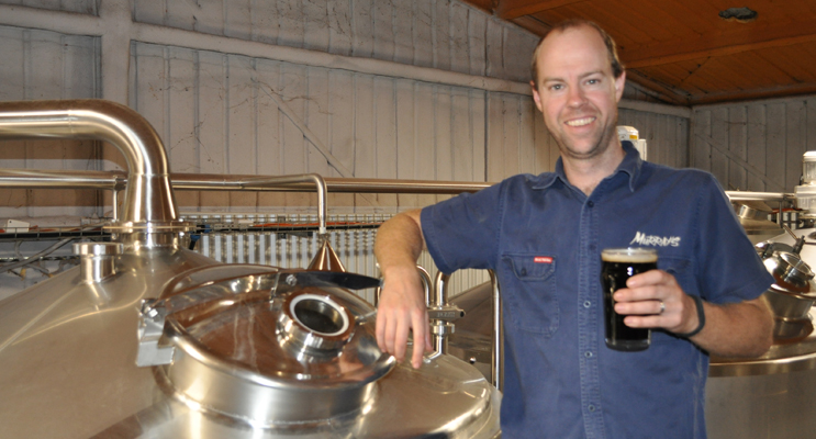 Sean Costigan (Murray’s Brewer) with Brown Town.  Photo supplied.