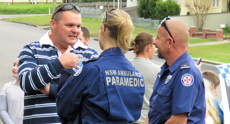 Blue Light support: Trevor Mcleod and local Paramedics enjoy the community afternoon.
