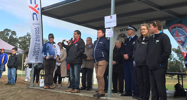 Leigh Ridgeway giving the Welcome to Country at the opening ceremony.