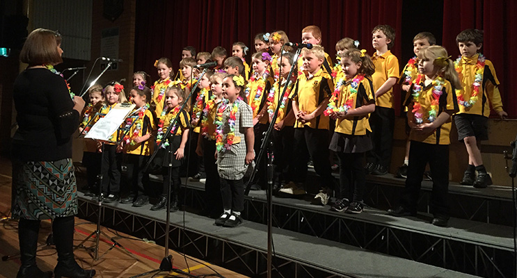 Medowie Public School junior choir performed beautifully. 
