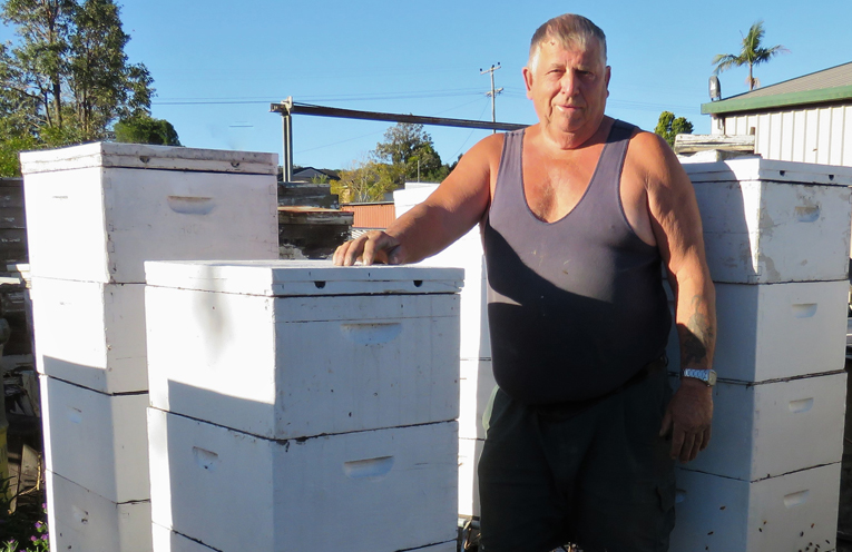 Backyard Bees: Beekeeper Gary Haynes. 