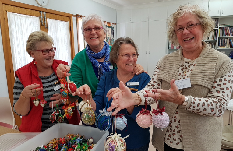 QUILTERS GROUP: Maryanne Durrant, Denise Dewar, Dorothy Ayling and Leona Clissold.