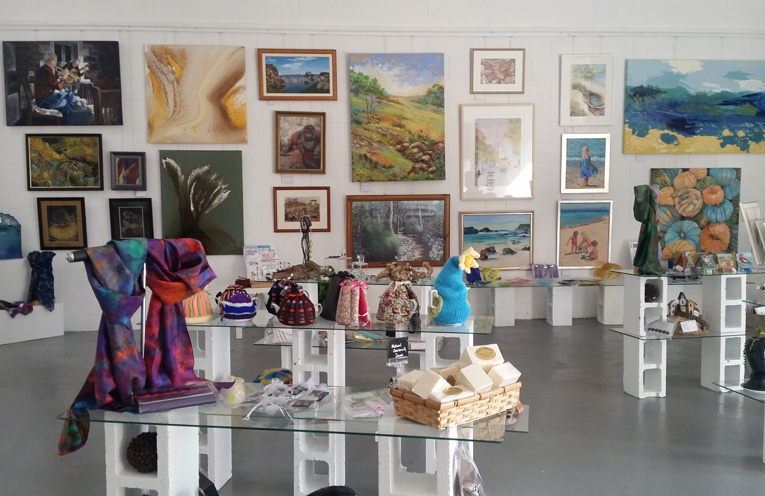 The beautiful new gallery is all set up. 