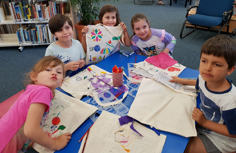 TEA GARDENS LIBRARY: Book Bag Fun.