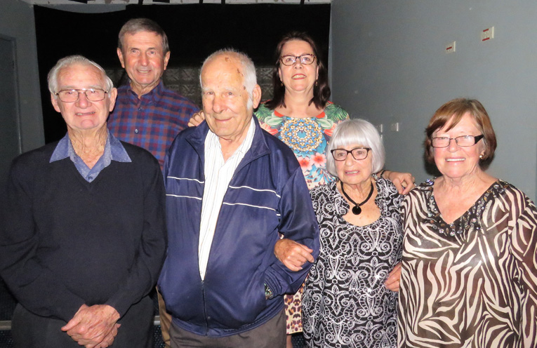 Frank Shultz, Kevin Godwin, Frank Peterson, Jane Peterson, Pamela Cullinan and Annette Gregory.