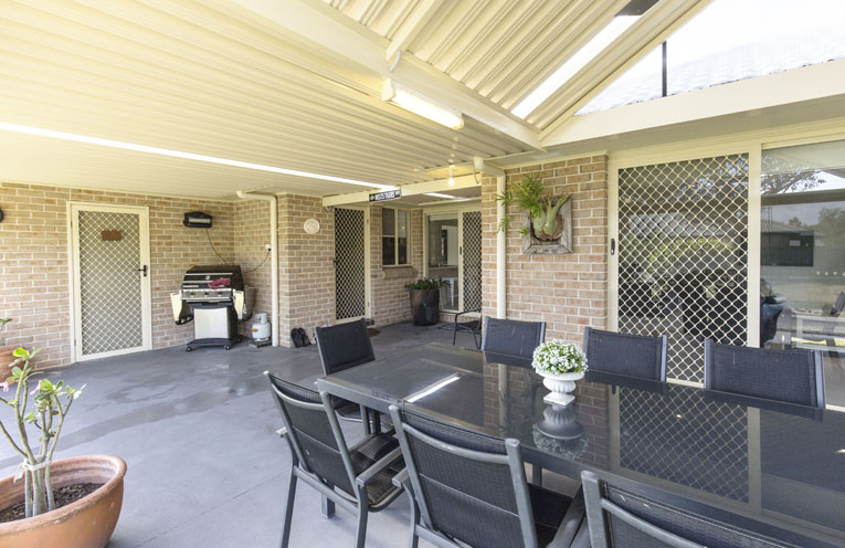 PROP_Ray White Tea Gardens_PY4