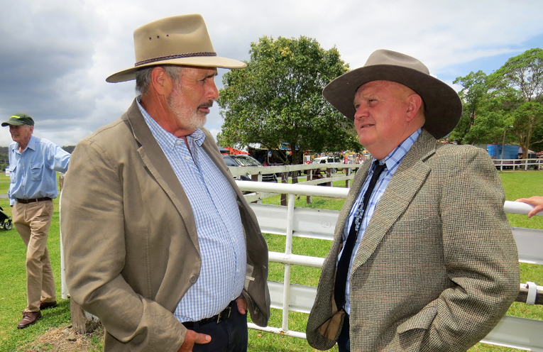 Vet Arthur Poynting and cattle judge Dennis Griffis. 