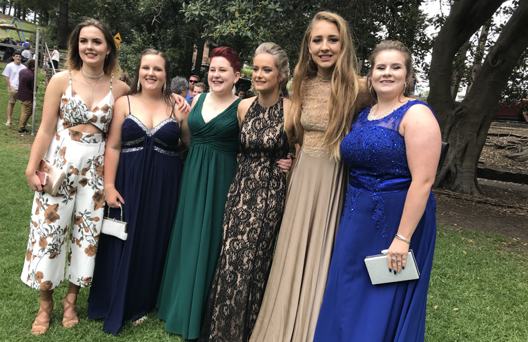Dylan Hopper, Caitlyn Wardrope, Sarah Wilson, Annabel Bisley, Shannon Reilly and Monique Darcy 