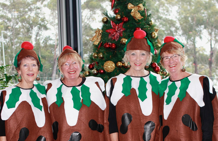 Marg Reimar, Glenda McCaw, Bel Hill, Pat Hawkins.