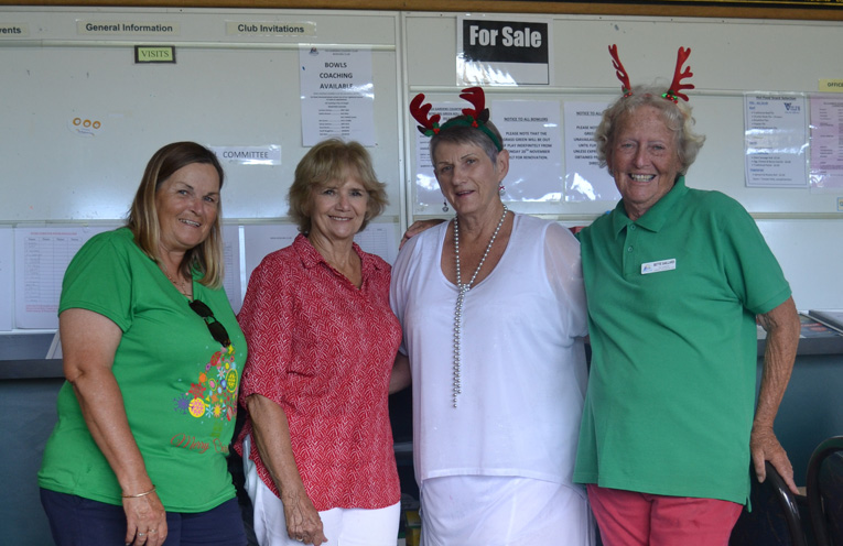 Members of the Social Committee Ingrid Luck, Sheril Johnson, Dianne Kiss and Bette Saillard. Absent Dale Winter.