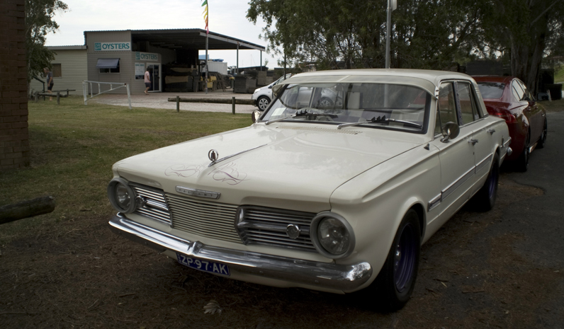Hunter Valley Chrysler Club visited Longworth Park for Australia Day.