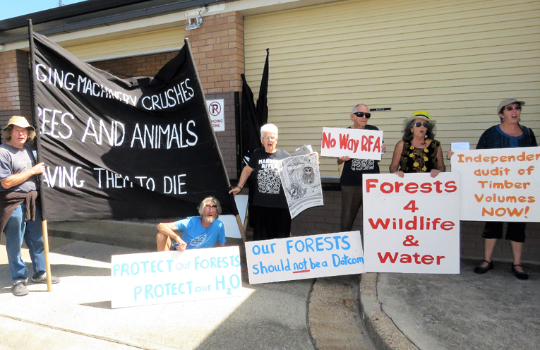 Opponents of the Regional Forest Agreements rally outside Bulahdelah Bowling Club. 