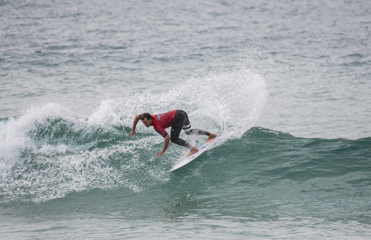 SPORT_FINGAL_SURFER_TAKES_TITLE_MS_PY