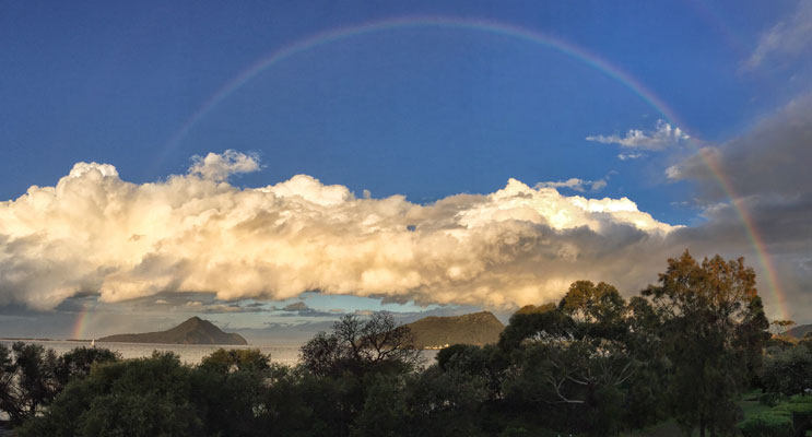 Geoff captured this amazing shot from Gan Gan Lookout just after a storm last week.