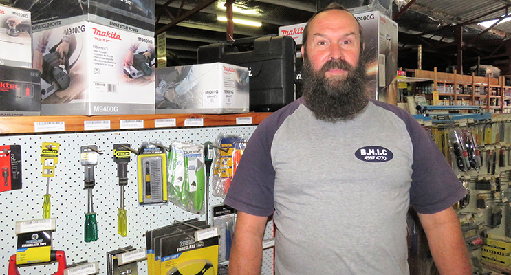 Bulahdelah Home Improvement Centre owner Steve Everingham said he lost 20 percent of trade during the outage. 