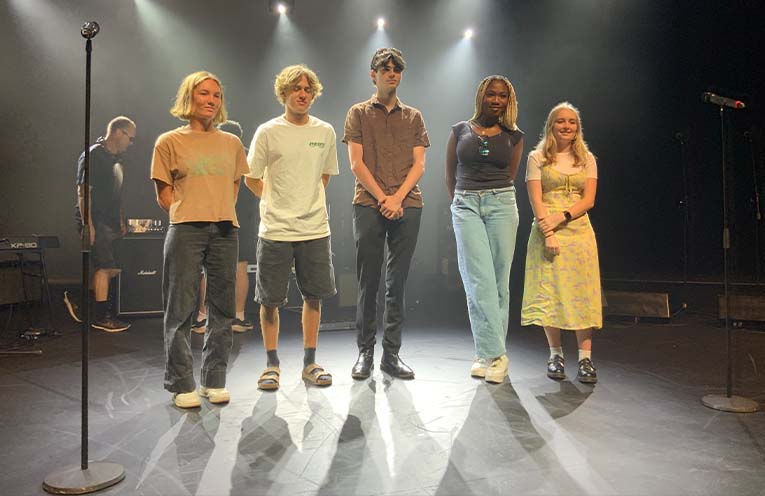 Young Coffs Harbour musicians perform at Bravissimo concert - News